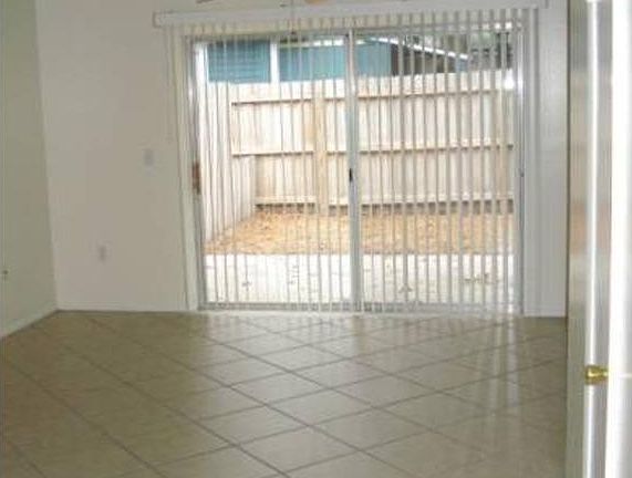 5th image of 2706 E Central Blvd