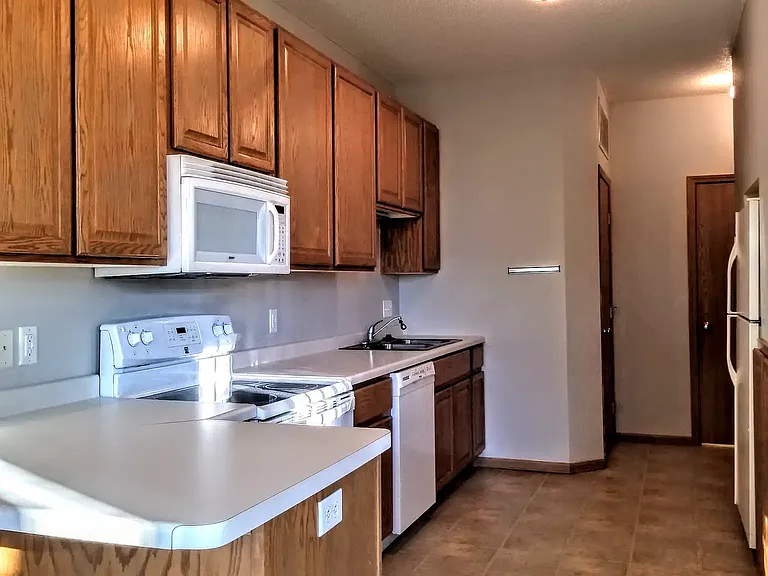18 Bridgewater Trl — Photo 6