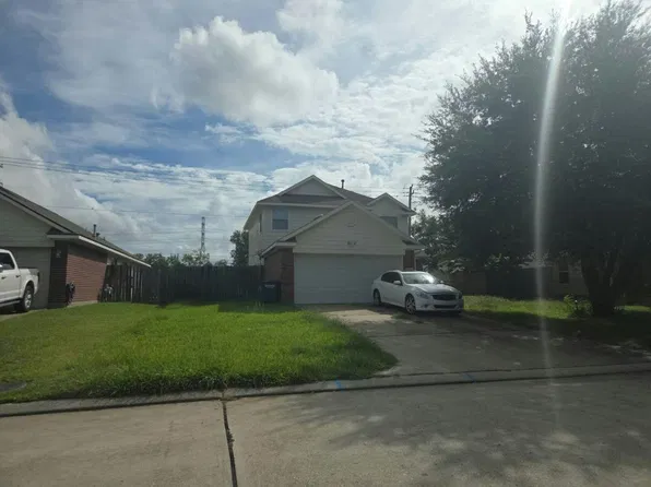 8322 Bay Run Ave, Baytown, TX 77521