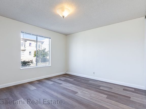 4th image of 600 17th Ave APT 1
