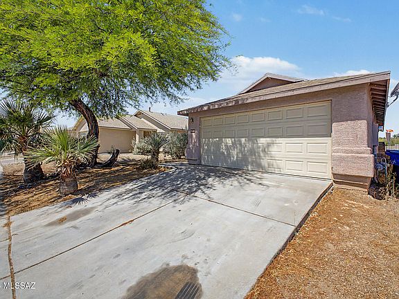 2nd image of 2036 S Saint Michael Dr