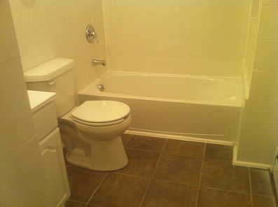 2nd image of 270 Sigourney St APT 4S