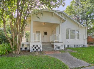 1418 Avenue N, Huntsville, TX 77340