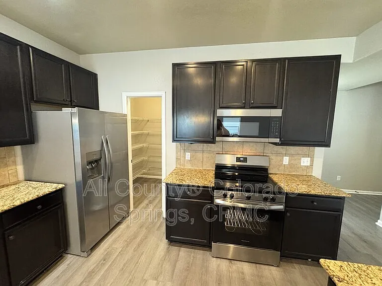 10394 Abrams Dr — Photo 8