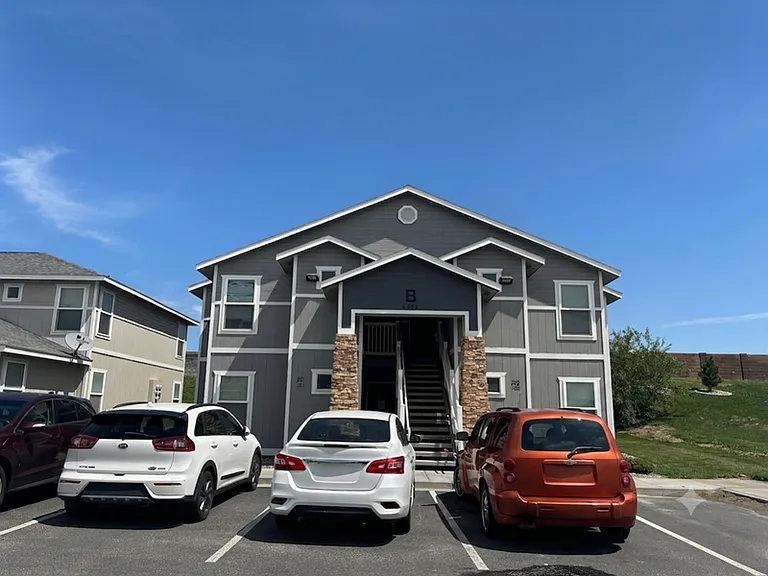 6005B Chapel Hill Blvd #201 — Photo 1
