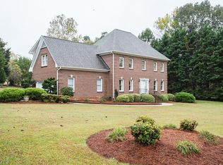 5306 Winterset Dr, Greensboro, NC 27406