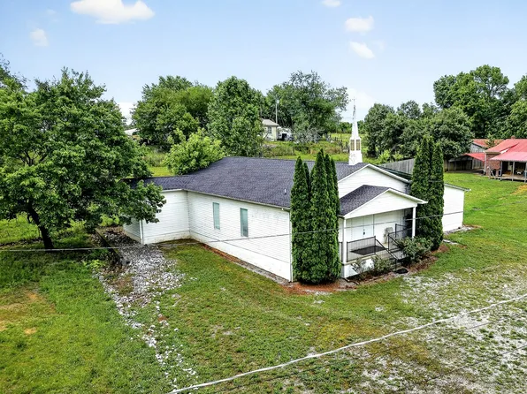 150 Tabernacle Rd, Smithville, TN 37166