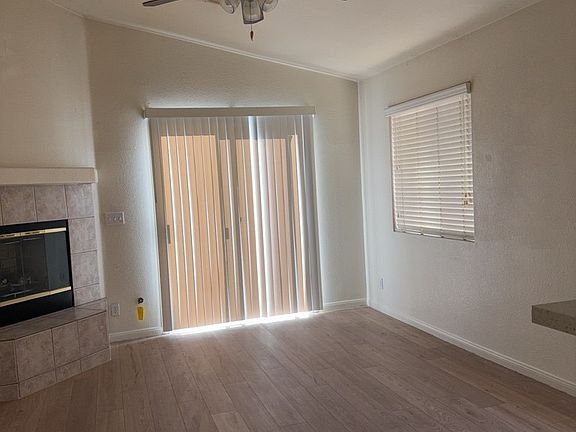5th image of 208 Mazatlan St