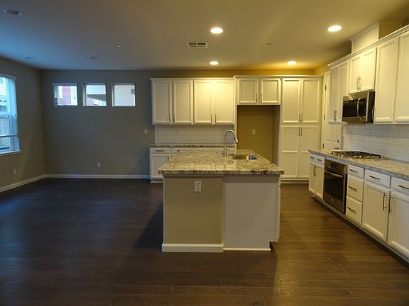 2nd image of 6032 Palermo Way
