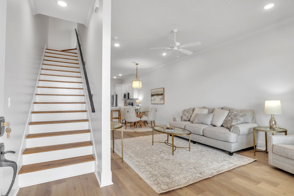 next background image