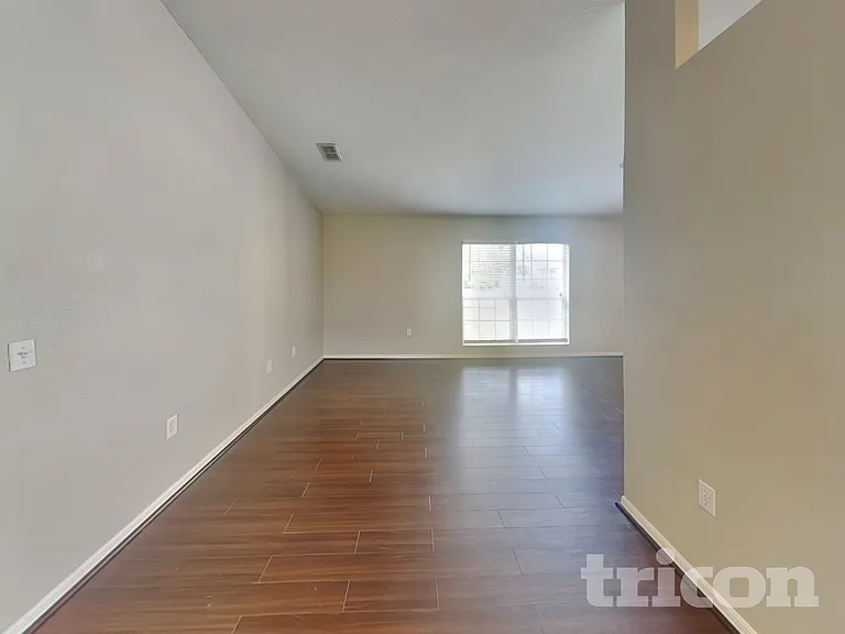 10752 Carloway Hills Dr — Photo 6