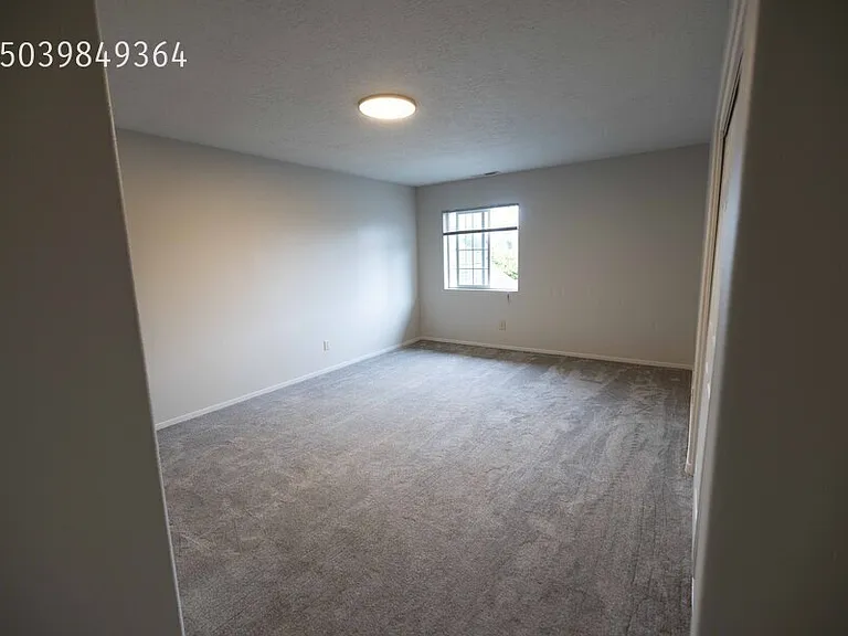 401 S Main St #9 — Photo 5