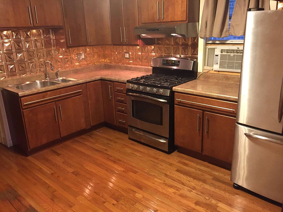 1st image of 1535 W Highland Ave #2