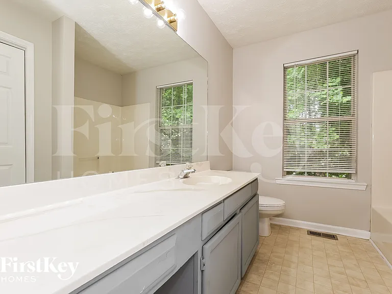 650 Durham Ridge Dr — Photo 17