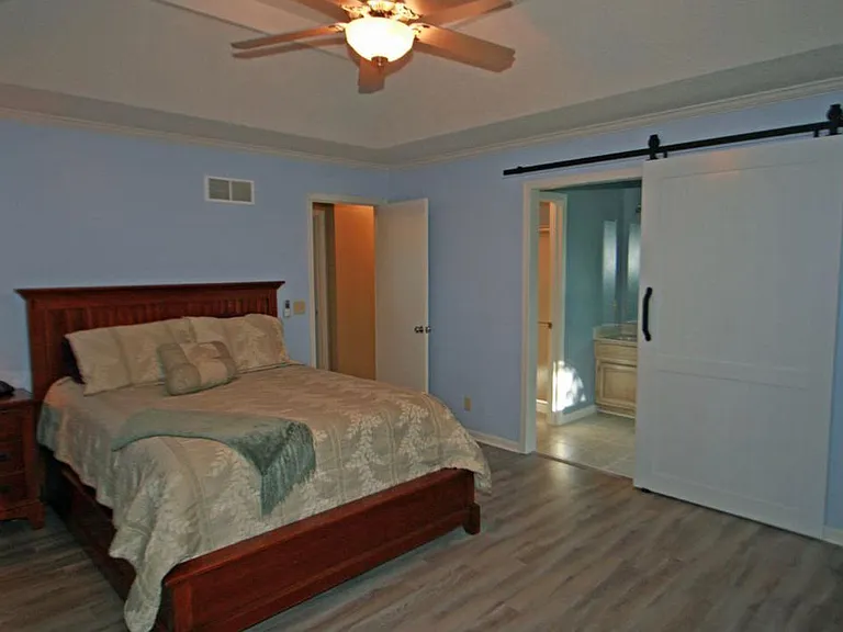 15804 Horton St — Photo 21
