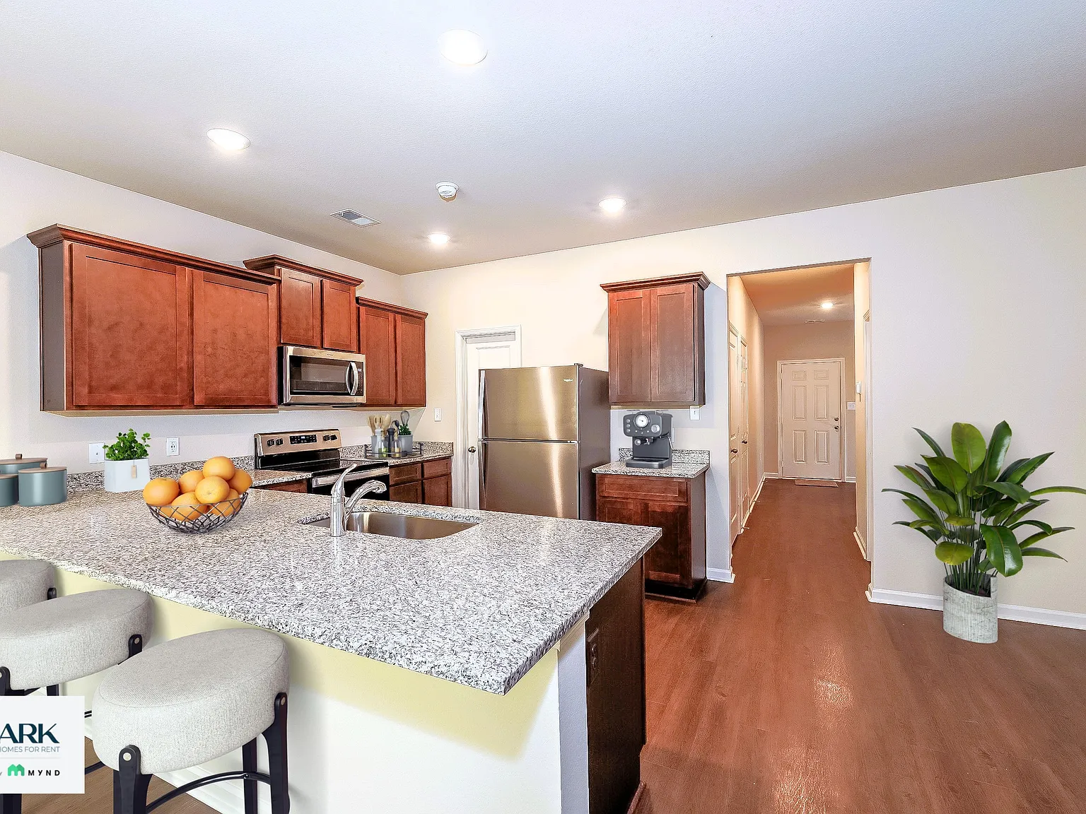 3 bed, 2.5 bath, 1367 sqft, $1,545 — Photo 3