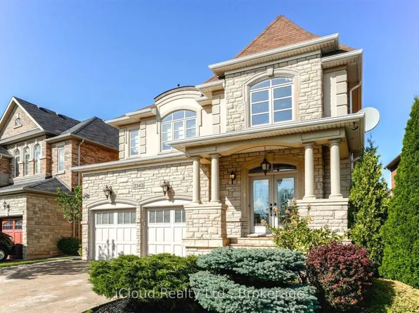 2343 N Ridge Trl, Oakville, ON L6H 0A8
