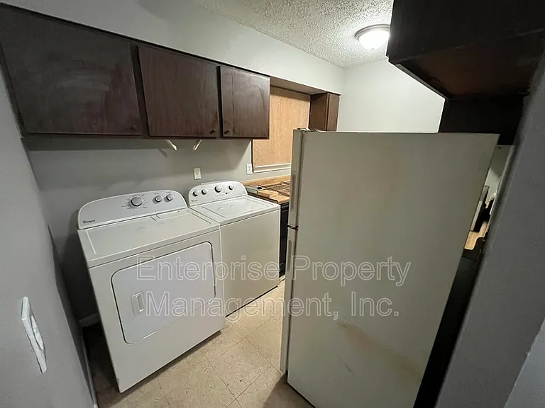 1365 Garden Rd — Photo 3