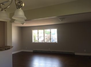 323 Riverside Ave, Rutherford, NJ 07070