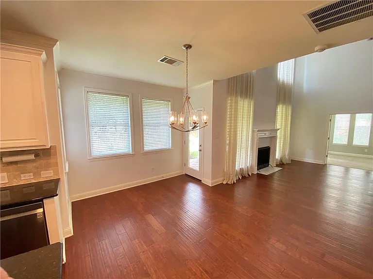 7424 Jaborandi Dr — Photo 7