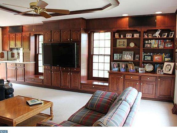 3rd image of 130 Red Fox Ln