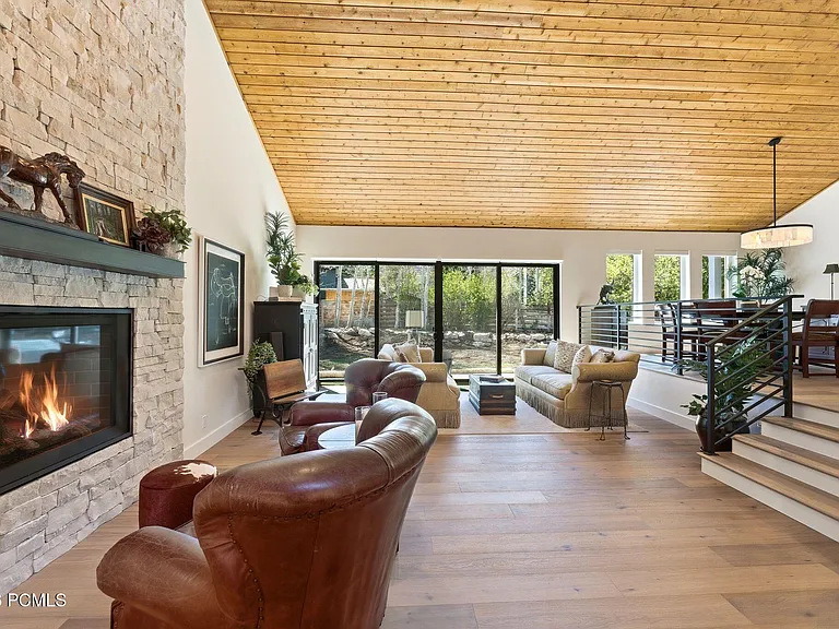 1503 Willow Loop — Photo 5