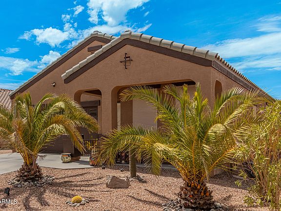 4th image of 2239 N SABINO Lane