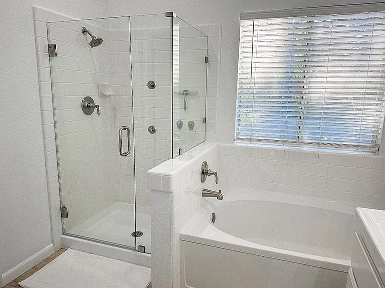 109 Grimes Way — Photo 31