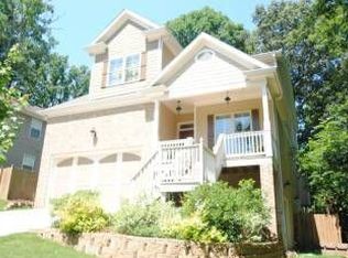 818 Tanner Dr, Scottdale, GA 30079