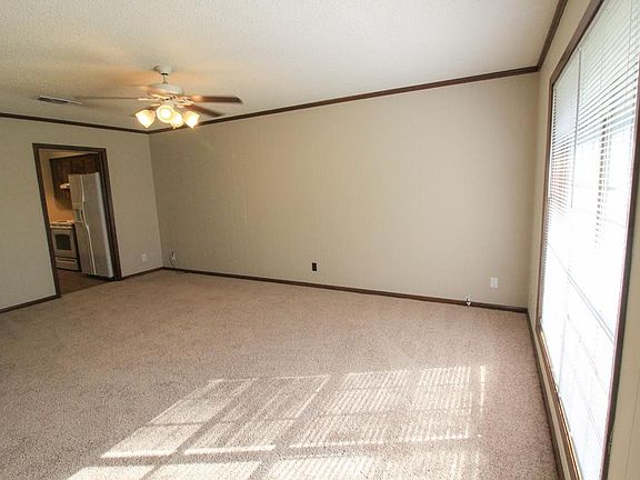 4th image of 304A Westwood Dr