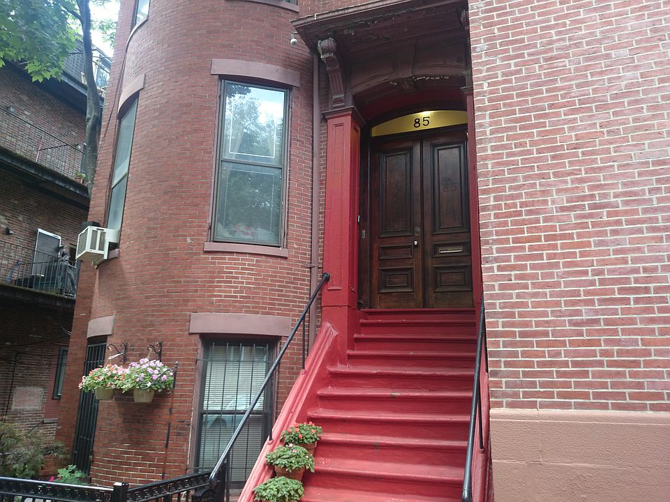2nd image of 85 Chandler St