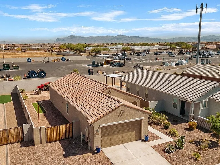 3614 E Appaloosa Dr — Photo 2