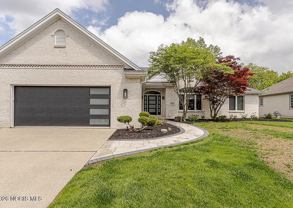 1st image of 6744 W Meadows Ln