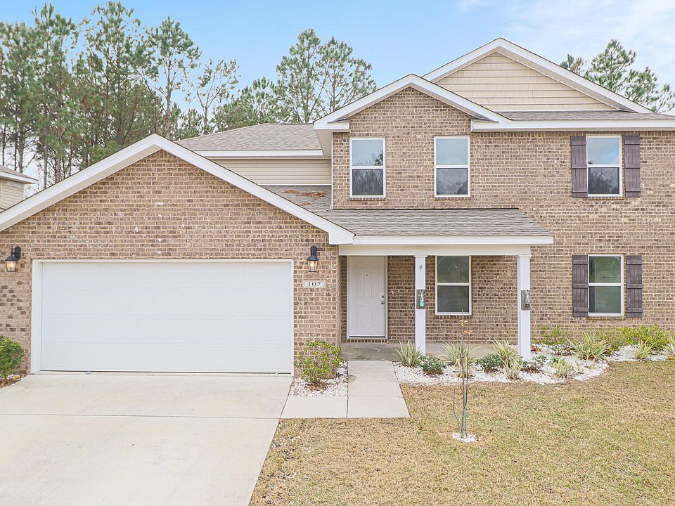1st image of 107 Hawthorne Dr