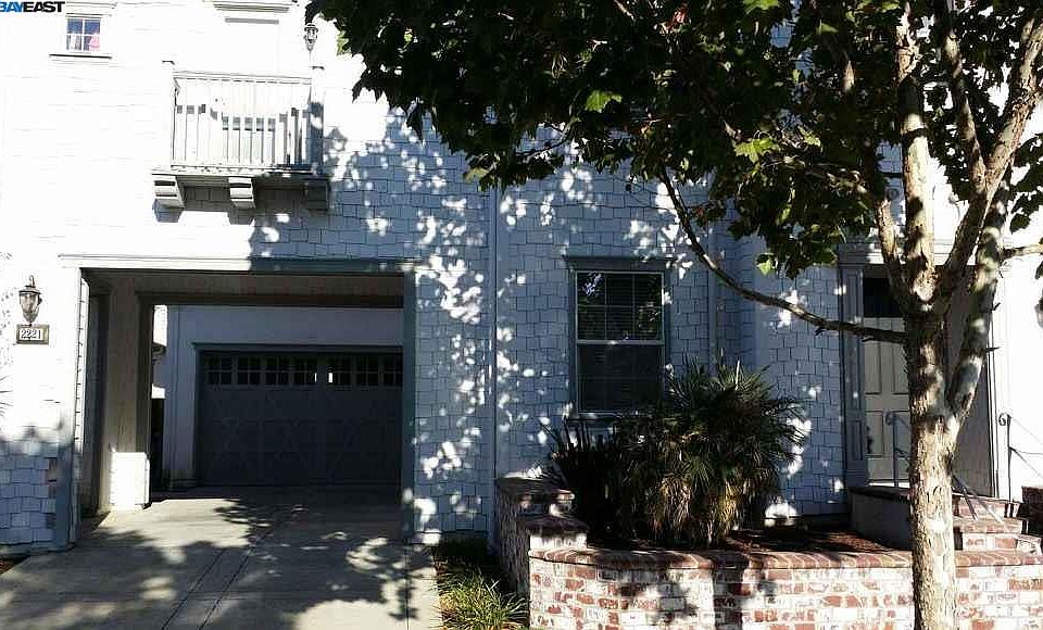 1st image of 2221 Creekview Pl