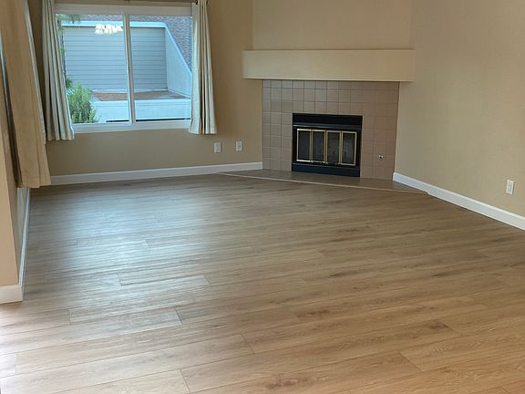 2nd image of 444 Deerfield Ave