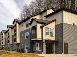 3 Kanawha Ave E #13, Clendenin, WV 25045