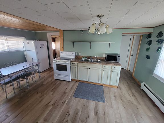 2nd image of 116 William St #1