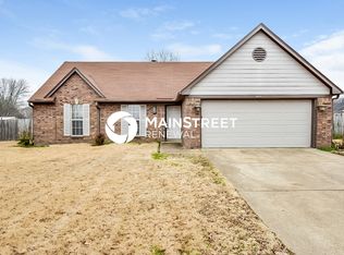 6620 Jamestown Ave, Horn Lake, MS 38637