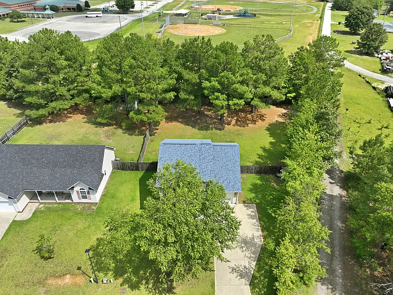 4906 Yorkchester Dr — Photo 36