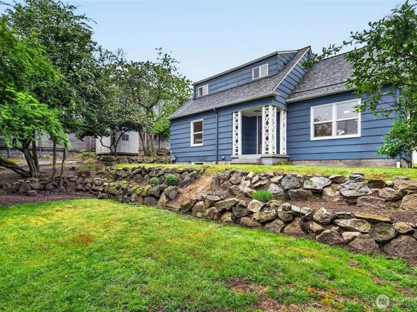 6715 35th Avenue SW, Seattle, WA 98126