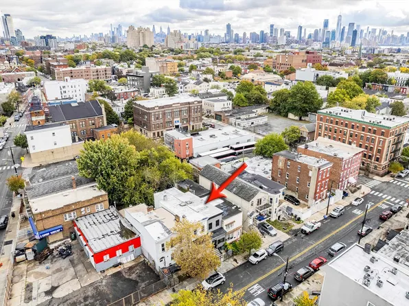 628 Bramhall Avenue image 35 of 39