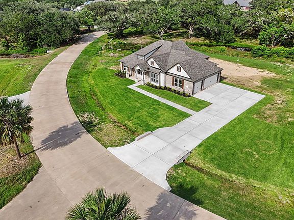 5th image of 22 Cattle Dr