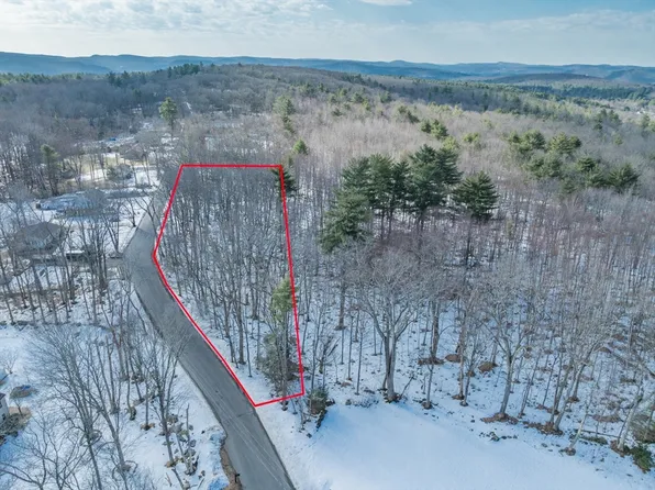 123 Peterson Rd, Palmer, MA 01069