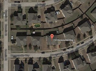 733 Honeysuckle Way, Desoto, TX 75115