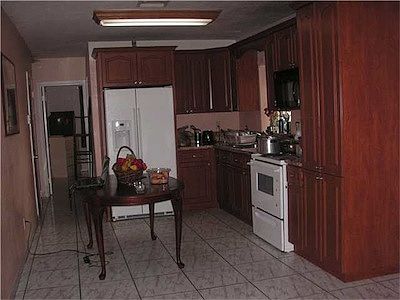 2nd image of 7840 SW 23rd St