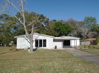 3407 Wellington Rd, Pensacola, FL 32504