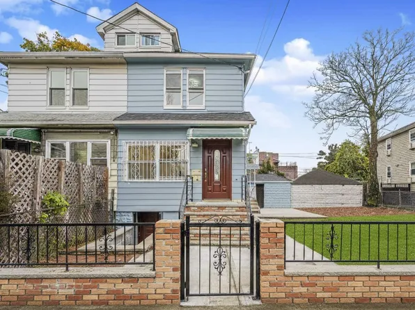 617 East 52nd Street image 2 of 22