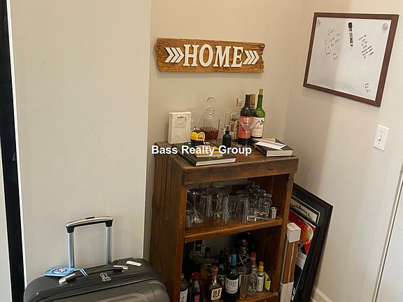 2nd image of 5021 N Kenmore Ave #207