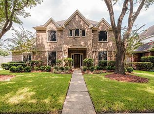 1827 High Gate Ct, Sugar Land, TX 77478